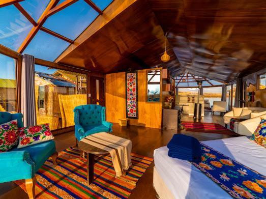 פונו Uros Kay Pacha Lodge חדר תמונה