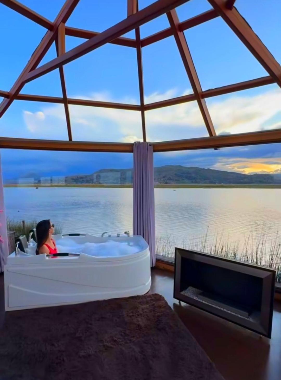 פונו Uros Kay Pacha Lodge חדר תמונה